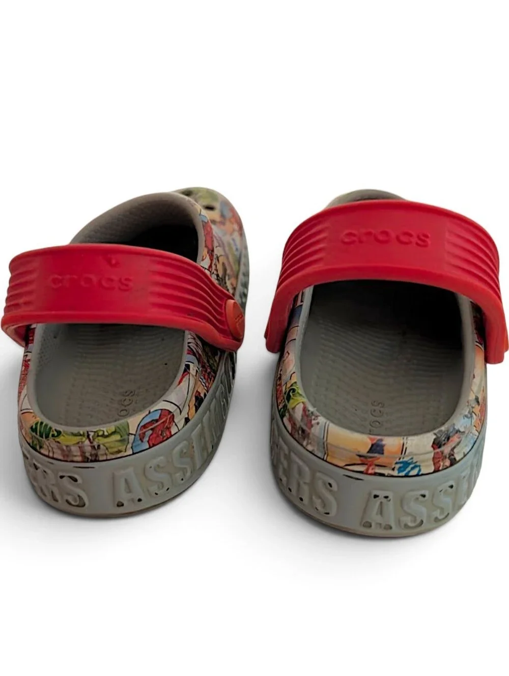 Crocs Marvel Avengers Off Court Clogs Kids Sz 9 Comic Book Superhero + Jibbitz